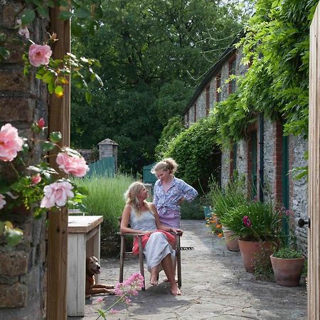 The Stable Yard House At Burtown House & Gardens Villa Athy Buitenkant foto